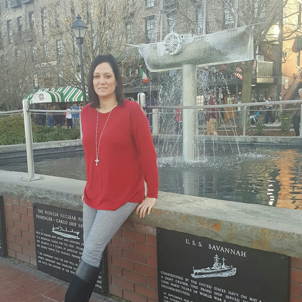 Meet your Posher, Lisa